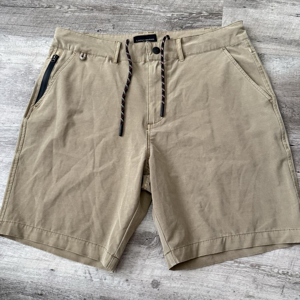 LUCKY Brand Shorts Mens 33 Khaki Stretch Flat Front Chino 7” Inseam Lightweight